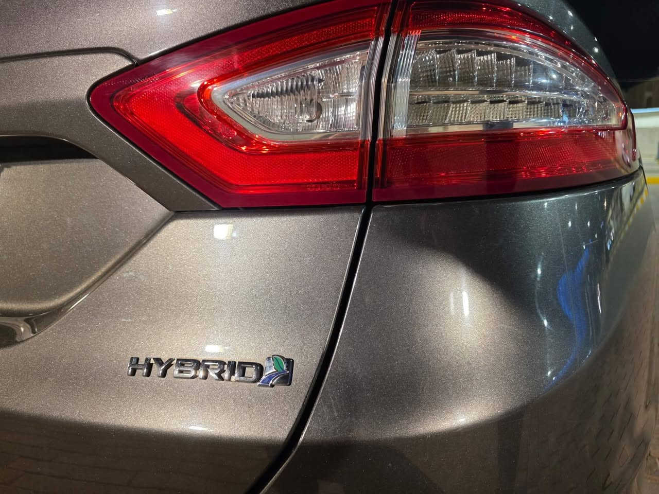 ( فورد فيوجن خليجي ) ( هايبرد ) ( محرك ٢٠٠٠ تنفس طبيعي ) ( فول مواصفات )  ( رقم بغداد ) ( مكفوله كفاله عامه ) ( موديل ١٨ ) ( ماشيه ٦٠ الف حقيقي ) ( السعر ١٥٠ ورقه وبيه مجال ) للاستفسار اكثر الاتصال على الرقم (  *********** )
