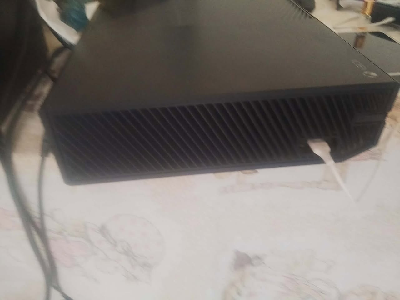🔥 عرض كامل لعشاق الألعاب، كلشي جاهز وما يحتاج تشتري أي قطعة إضافية.

Xbox One 500GB نظيف جدًا، يشتغل بدون أي مشاكل.
وياه: كيم باس التمت شهرين
🎮 يد Xbox
🕹️ دركسونPXN V9 ويه البدالات
🖥️ شاشة
⌨️ ماوس وكيبورد
🔋 يو بي اس 850VA
🔌 جميع الكابلات والملحقات جاهزة
كلشي شغال 100%، تشتري وتشغل مباشرة.

مكاني// بغداد
رقمي ***********
