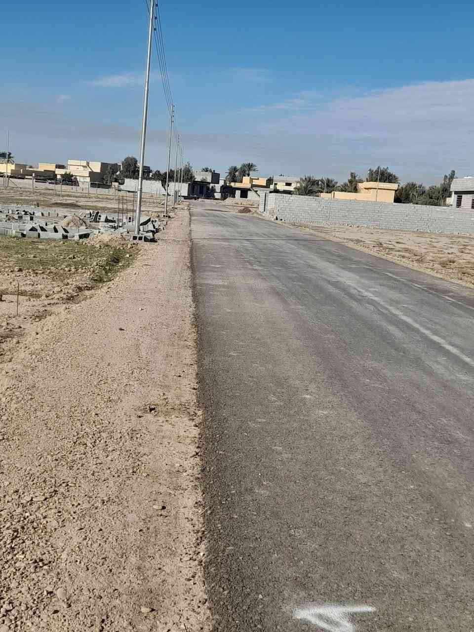 يا الله يوجد دوانم وجه 45نزال 50 ترهم شاليه مزارع يوجد قطع 500م
ديالئ جديده الشط تبعد ٥ دقايق عن شارع بغداد ديالى
كامل لخدمات تبليط مي كهرباء اناره سند25 *********** (***********
