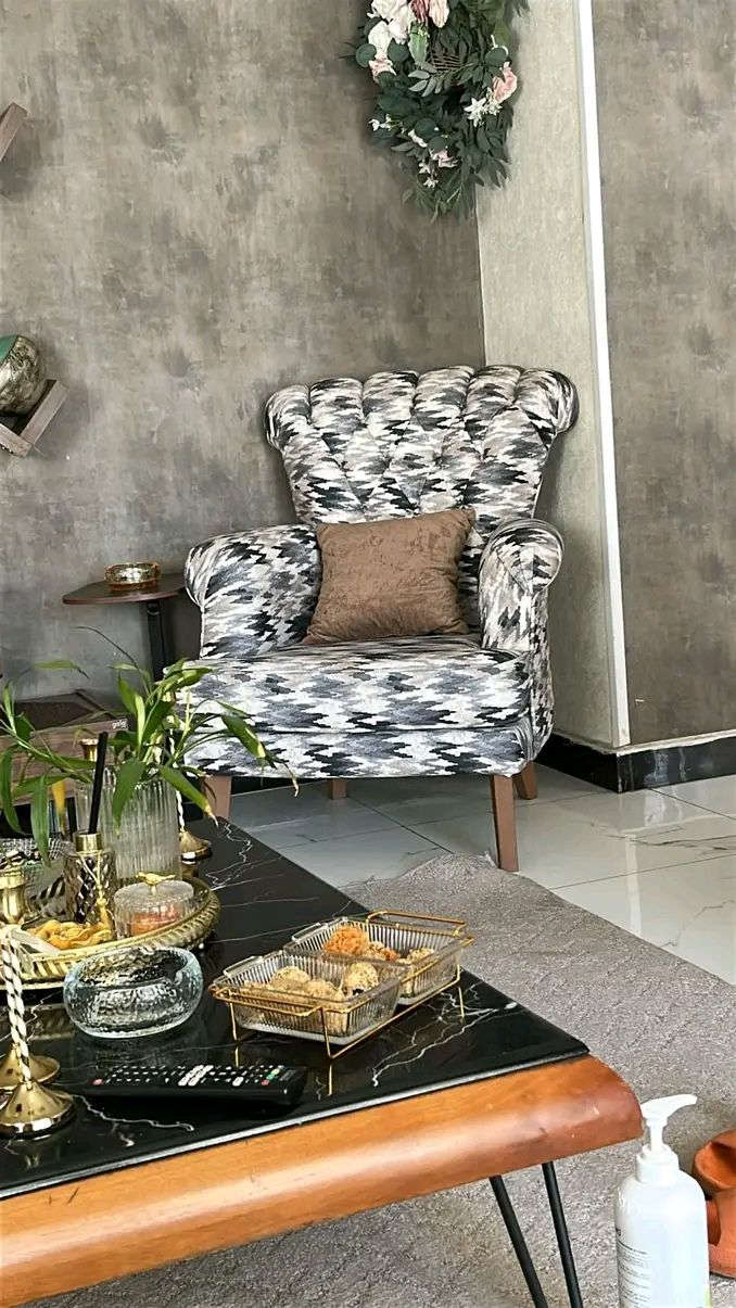 يمعودين عندي هذا التخم للبيع تركي  نظيف كلش غالي  ماخذته من شركة برونز اكيد تعرفون  شكد سعر الجديد   واريده هسه بـ600 الف تشترو لولا  

 8مقاعد  عمره خساره اللي مياخذه 

 لان تعبت من الناس تكسر بالحاجه لو حاجتكم تكسرون بيها ؟ عجيب  😭😂

 المهم مكاني  بغداد حي حطين   اللي يريده يجي ويشوفه


**إذا كنت صاحب هذا الإعلان وتريد حذفه لأي سبب، رجاءا أرسل رسالة إلى الدعم الفني**