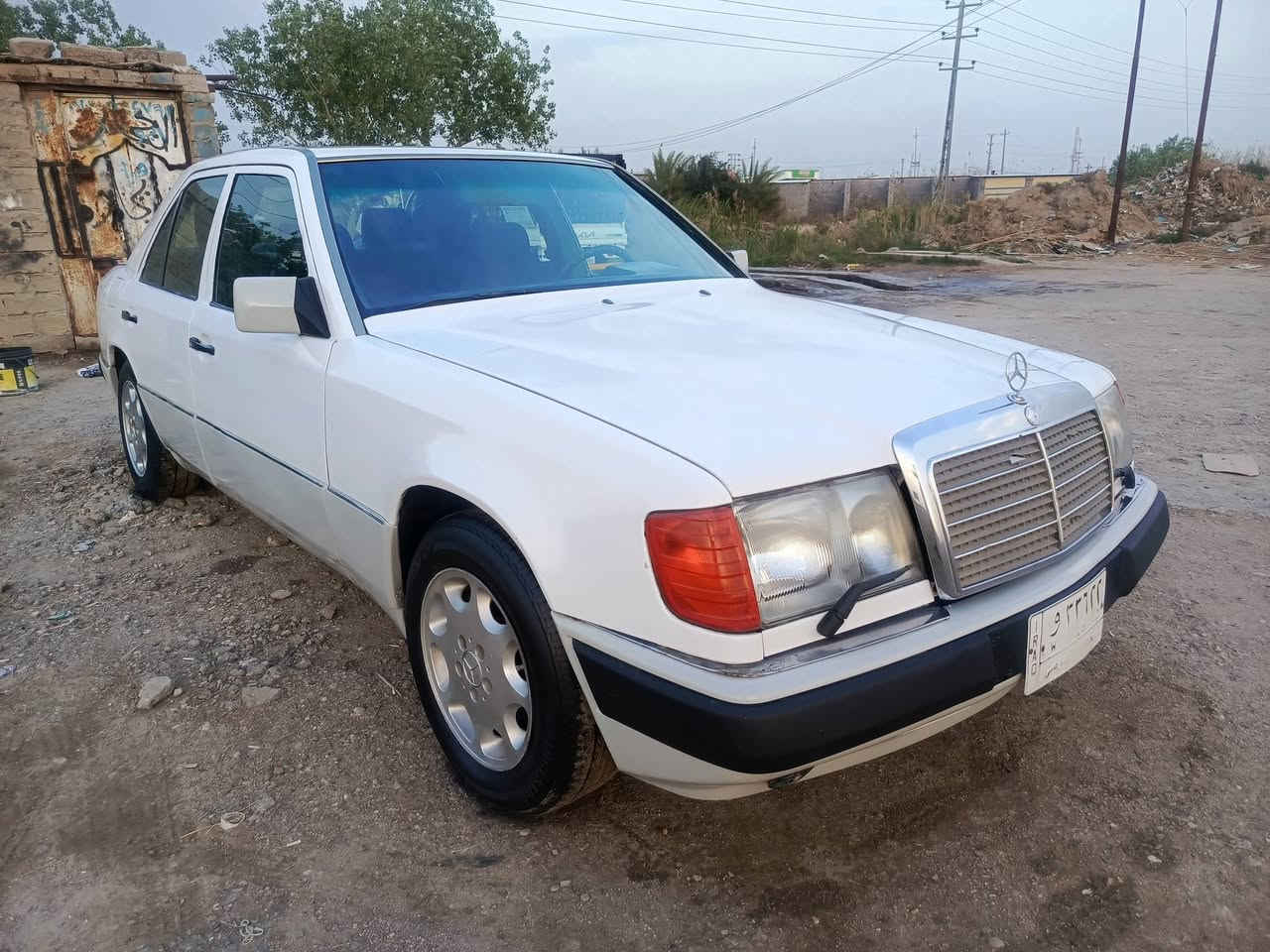 السلام عليكم مارسدس دب للبيع موديل 87 رقم بغداد مكينه وكير بطه 2500 ديلكو غرفه جديدة  تخم تاير كهربائيات شغاله مصبوغة عام بدون حادث حداديه جديدة تحويل شوكت ماتريد السعر 52 بيها مجال بسيط كلش 
***********
***********
