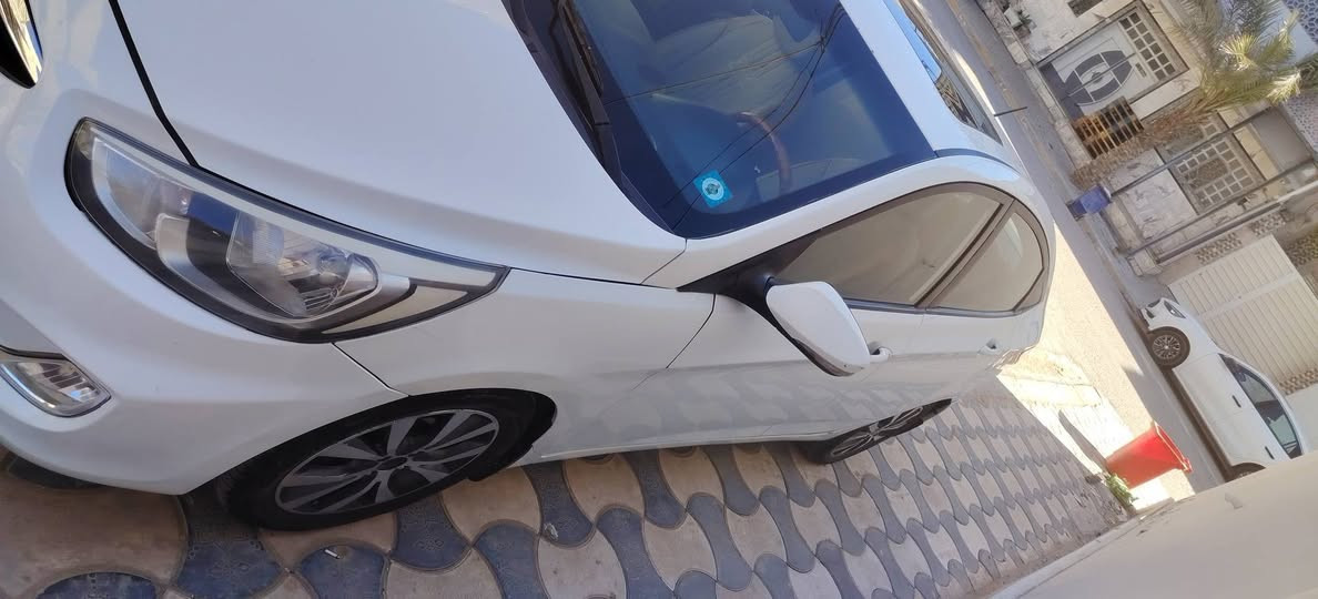 سلام عليكم اكسنت 2016 رقم نجف بأسمي بيها صفحه السيارة بدون دواخل  مطلوب مراوس بk5 مكاني نجف


**إذا كنت صاحب هذا الإعلان وتريد حذفه لأي سبب، رجاءا أرسل رسالة إلى الدعم الفني**