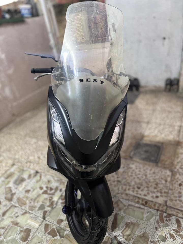 سلام عليكم
دراجة ماليزي PCX 

يدات هيتر 🔥

نظام ABS🌧

جامه طويله بلاديه 🏍

حساس ازدحام (A)

ماشيه ٤١الف 🚶‍♂️

دراجة مال جناي ماخذه من رمبه من لفلاح عل ايدي مو مال شارع بلاديه برغي واحد ممفتوح بيه 

وبيه ضربه موضحه بل صوره بسيطه 

السعر ١٦ وبيه مجال 

للاستفسار رقم ***********

***********
