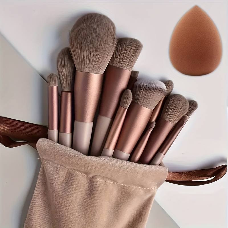 مجموعة فراشي مكياج احترافية 💯💯💯 تجدينها لدينا في محل ماجك هاوس ✨️✨️✨️
١٣ ريشة لكل تطبيقات الميك آب
مع بيوتي بلندر أصلية 👍✅️
بسعر ٧٠٠٠ دينار فقط 💃💃💃
الاعظمية _شارع الضباط مقابل كراج الصباح وداخل عمارة فايف ستار 
للاستفسار والحجز *********** واتساب 
متوفر خدمة توصيل لكافة انحاء العراق 🚚
#بيوتي_بلندر #فراشي_مكياج #دمج #ريش #ناعمة #تطبيق 
#بغداد #الاعظمية #مجموعة #رسم #ماجك #هاوس
