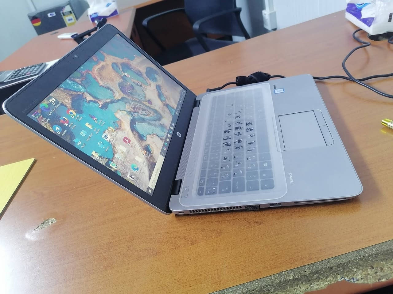 السلام عليكم
لابتوب hp للبيع
استخدام قليل
السعر 250
***********
