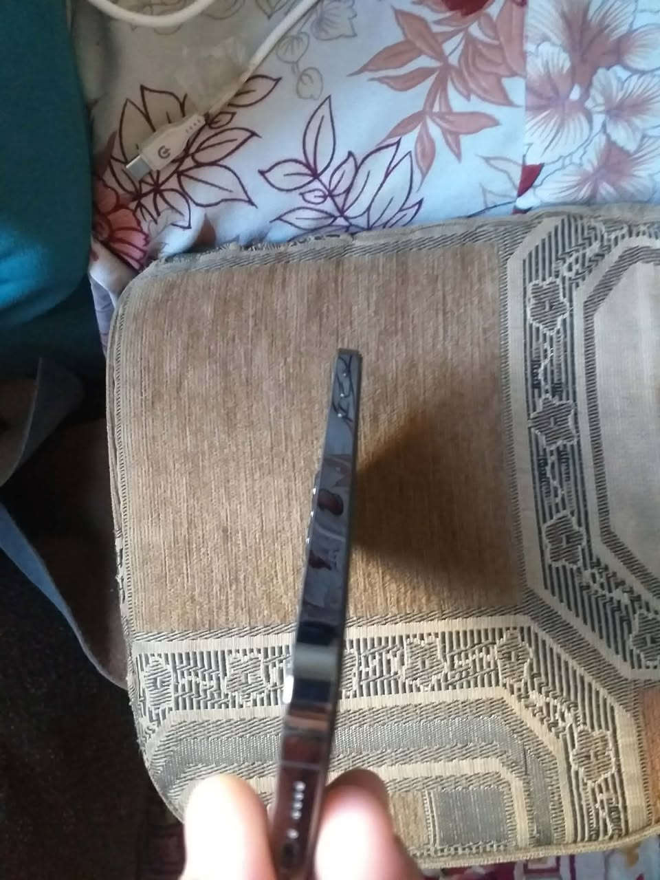 ألسلام عليكم ١٢ برو ماكس للبيع مبدل شاشه اصليه والله سعرها ٢٠٠ الف. بطاريه ٧٩.صرف خير من الله.  كامراته داخللهن تراب قليل ممأثر جهاز كلش مرتب ومابي اي مشاكل سعره بلاش بسعر اكس ماكس.٢٧٥ وبي مجال مكاني بابل القاسم متواجد خاص 
***********
