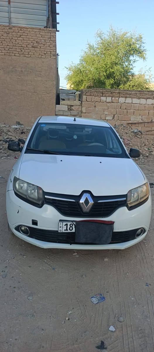 رينو سنبل موديل 16 سياره غاز بنزين رقم بابل جاهزه من كل النواحي بيها بس چاملغات اثنين واحد بارد والثاني  صبغ والباقي كفاله عامه السعر 60وبيها مجال الاستفسار رقم الهاتف ***********
