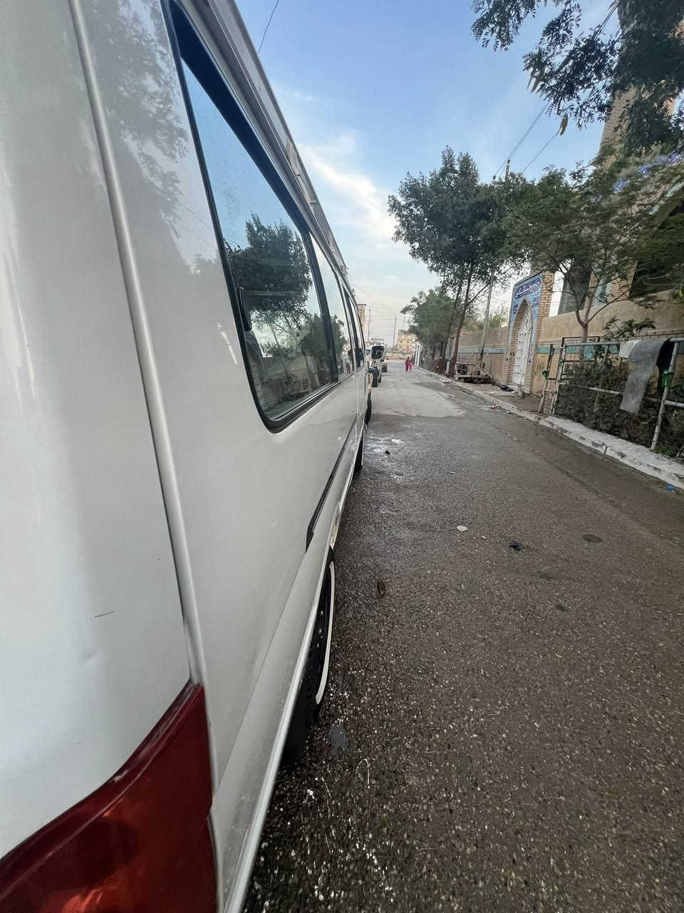 السلام عليكم جنبي اج وان مديل 14 للبيع حره رقم بغداد 
 بسمي سنويه  29 مصفره هيئه ومرور مكينه بيه خيط بخار 
كير اكسل خير من الله 
مكلف بل نشر اتصل علا الرقم وافتهم التفاصيل *********** 
مكاني بغداد البياع تقاطع. درويش
