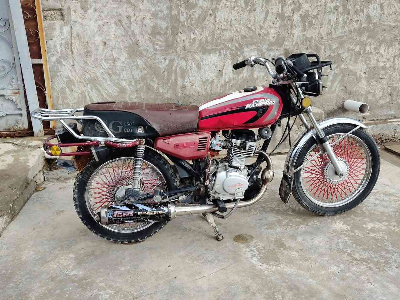 السلام عليكم درجة نامي برو 
باب أول اصلي كلشي شغل شرط 
مكين مفتوح بس نضيف 
اورق كمل 
440الف شراي يتصل 
***********
