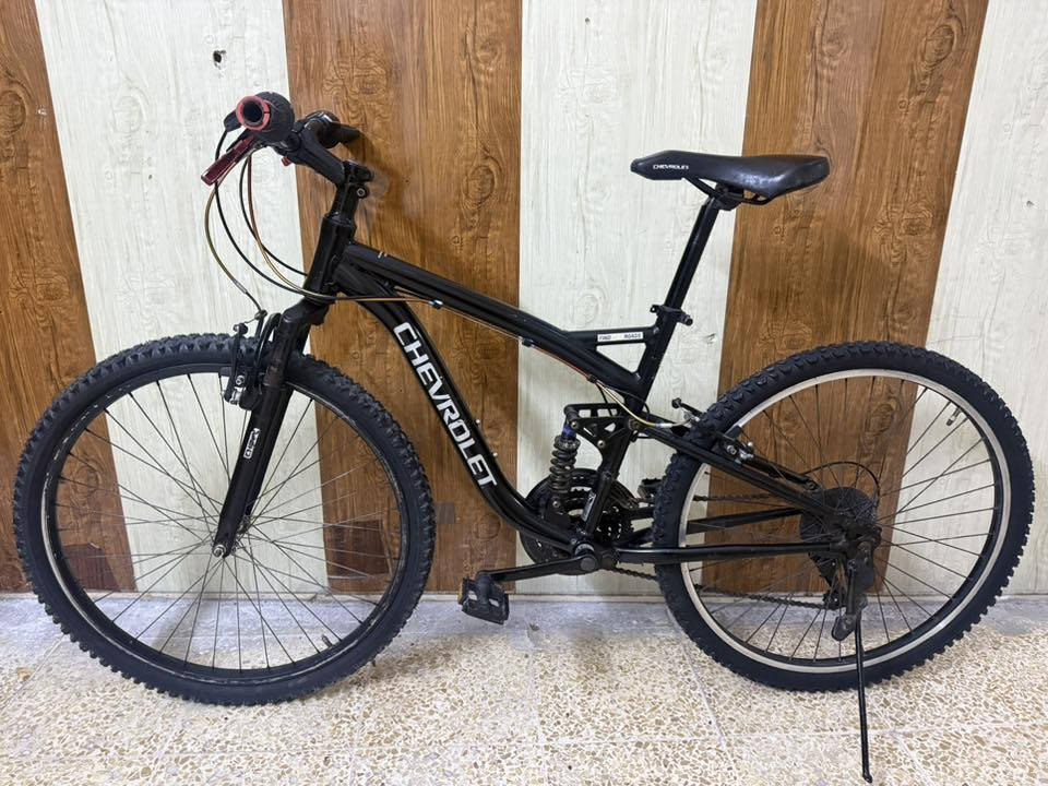 دراجة هوائية شريكة شوفرلية مختوم أمريكي 🇺🇸 

قياس 26 جبلي 

المعدن ألمنيوم 

المكينة 6/3

السعر 160 الف دينار 

عنوان المحل موصل أيمن تقاطع شارع كنيسة الساعة🚴‍♂️🚴

يوجد توصيل 🚚 كافة محافظات العراق 🇮🇶 

☎️***********
