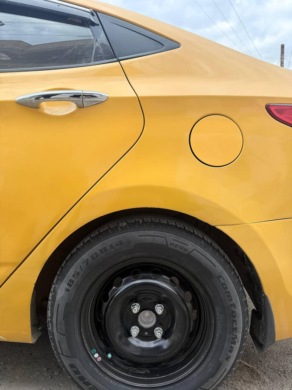 سلام عليكم اكسنت موديل 15 وارد كندي رقم بغداد نكليزي بسمي كير مكينه تبريد كفاله بدون ضربه بدون معجون بدون دواخل مدينه 1600 تخم تاير باتري جدد سعر 85 وبيهة مجال بسيط رقم موبايل ***********
