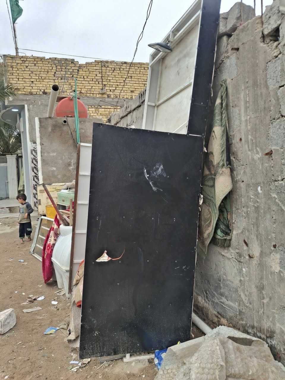 وياله صب جمره وكاله استخدام قليل بس متروكات
ومحجر للبيع للاستفسار 
اتصال ***********
