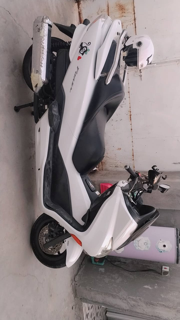 MF_0.10
بحالة الوكاله
فول مواصفات
مسجل بلاد ويه السكليتر
مانع انزلاق ABS
لايت زينون
كفاله عامه. شرط بلاد
السعر المطلوب 1700 بيه مجال بسيط
للاستفسار ***********  مكاني نعمانيه
