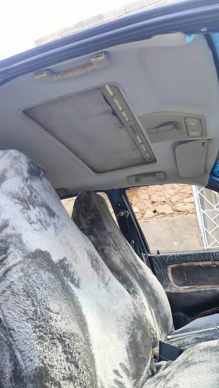 سلام عليكم
اوبل فكترا موديل 93 اصوليه سياره
محرك 18 قايش عريض
صدر جديد ويل كب تاير نص عمر 
مسمكره اهللات ودوسات تحتاج فقط صبغ 
بريك ABS
تنته كهرباء
كهربائيات كلها شغاله
 سعرها (30 وبيها مجال
***********
