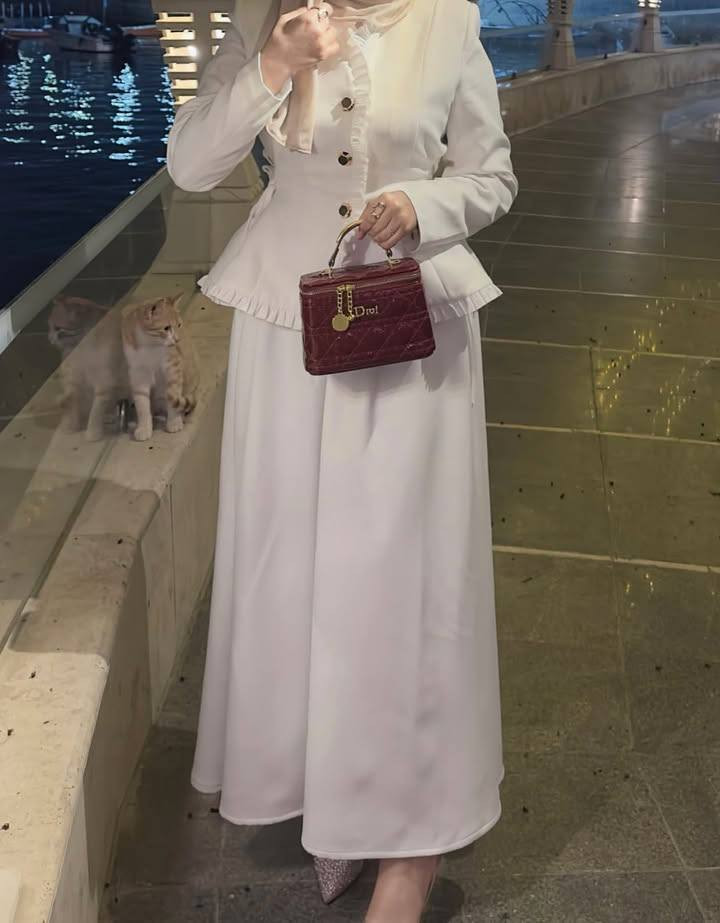 اذا عجبكم خلو لايك احبكم💕💕💕💕
الألوان :- كما معروضه الصورة
🎗️التلبيس :- 38 40 42 44 46 48 

للطلب دايركت
يوجد توصيل لجميع محافظات 
منشنوا اخواتكم💕


**إذا كنت صاحب هذا الإعلان وتريد حذفه لأي سبب، رجاءا أرسل رسالة إلى الدعم الفني**