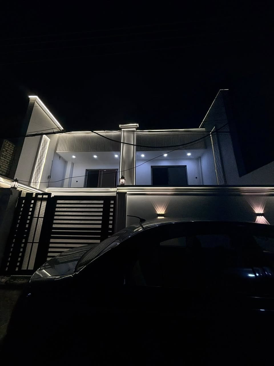 دار جديد مساحة 200م م جاهز في الغزالية  شارع البداله 📍

وسعر 490 مليون 😎

يحتوي على 
🔻4 غرف نوم 
🔻2 صحيات 
🔻 مطبخ 
🔻صالة 
🔻مناور 
🔻 كراج و حمام خارجي 
البيت أرضيات مرمر شبابيك ألمنيوم ابواب قوية
للاستفسار اكثر يرجى الاتصال:- 

☎️***********

☎️***********
  
مستشارك العقاري الاول في الغزالية ⭐️
