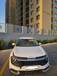 للبيع كيا سبورتج موديل 2023 وارد امريكي قطعتين صبغ بدون دواخل سياره بس...