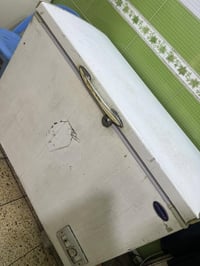 عندي مجمده للبيع مستخدمه شغالةاريدها ب ١٠٠ بيها مجال واذا مراوس ويه بر...