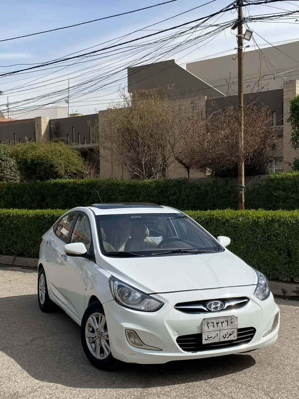 اكسنت خليجي موديل 2012 فول مواصفات بلو عدا البصمه..رقم اربيل شرط التحويل والوكاله سنويه لغايه 2027 حجم المحرك 16 دوش المرغوب..كير توماتيك اي تي..شاشه كبيره وكامره جامات كهرب تحكمات استيرن جهتين..اشاير بالمري..حاكيه بلوتوث..خمسه ويل كب..تبريد ثلج..طخم تايرات وباتري وكهربائيات جديده..صدر جديد..محرك باركارتون لاصرف ولانفخ والكير كذلك...بيها صبغ قطعه ونص جاملو الخلفي نص صبغ وجاملو الخلفي الثاني كامل صبغ...السعر 98 العنوان موصل الايسر حي المزارع طريق دوميز مدخل جامع القادر مقابل مستشفى السلام...***********     ***********
