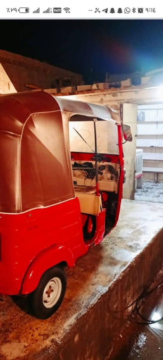 تكتك باجاج مديل 2018 شهر 12 تجفيت مكينه جديد ماشه جديد كلجات جدد دبلات ولوي جديد ماطور ماسحات جديد باتري جديد دبل اشاير جددسعر 3700 وبيها مجال رقم ***********
