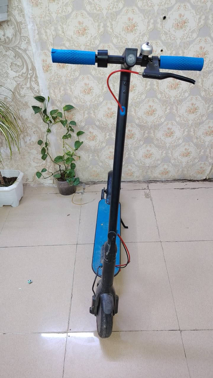 سكوتر شحن اخو الجديد سعر ٢٠٠الف الكفائات
***********
