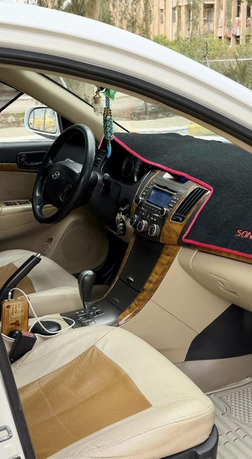 ***********
السلام عليكم
سوناتا 2009 خليجي موصفات الكاصد 1/1
السياره جديده بيهه شبر صبغ فقد يم الواقيه
السياره جديده ماشيه 84 الف
المواصفات
كشنات جلد اصلي
داخل صاج
تبريد بيانو
دبل ايرباك 
120 ورقة وبيهة مجال
