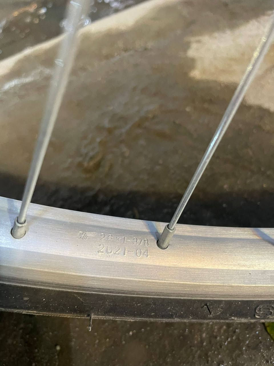 بايسكل البيع رمبه مامستخدم شي بسيط السعر 145 بي مجال عنوان لامين الثانيه


**إذا كنت صاحب هذا الإعلان وتريد حذفه لأي سبب، رجاءا أرسل رسالة إلى الدعم الفني**