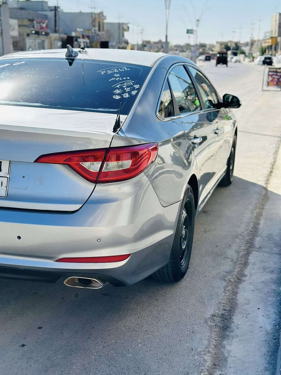 سلام عليكم شباب سياره سوناته مديل2017 محرك ألفين دوش وارد كوري  سياره كلش نضيفه سعر كلش حلو عنوان البصره زبير رقم هاتف ***********
