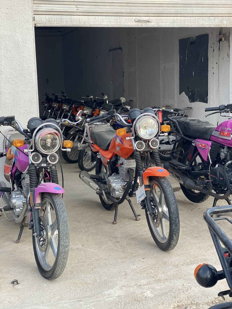 لبيع كافه انوع الدراجات.  مستعمل أوراق اصولي 

دايون عضم ودايون نفخ  جميع الموديلات موجوده  وأسعار مناسبه الاشراي يتصل ***********.

***********
