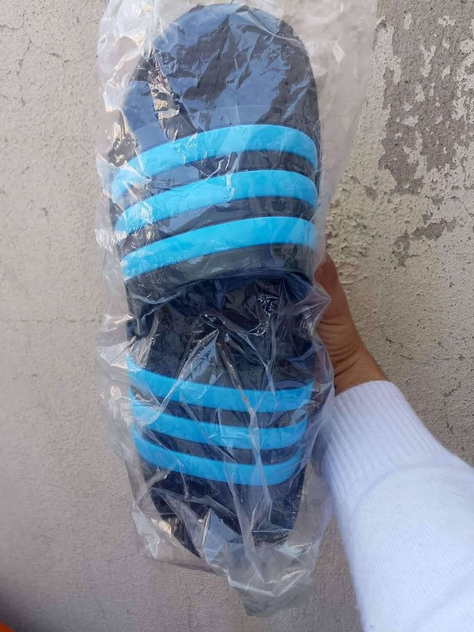 نعال رجالي ولادي اطفال  قياسات من 26 لحد  45  سعر جمله بلف


**إذا كنت صاحب هذا الإعلان وتريد حذفه لأي سبب، رجاءا أرسل رسالة إلى الدعم الفني**