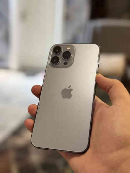 ⚡️ آيفون 13 برو ماكس - 256GB - حالة الوكالة!
📢 للبيع بسعر ممتاز!
 iPhone 13 Pro Max لون Sierra Blue، 

• الذاكرة: 256 گيگابايت.
•
 البطارية: 77‎%🔋
• الحالة: الجهاز  خالي من أي مشاكل. شاشة وكالة، وكامير وكالة بصمة وجه وشغاله.
جاهز ما مفتوح ولا مستبدل اي قطعه 
السعر 660 ألف غير قابل لل تفاوض ✅

لل تواصل ***********

مكاني بغداد
