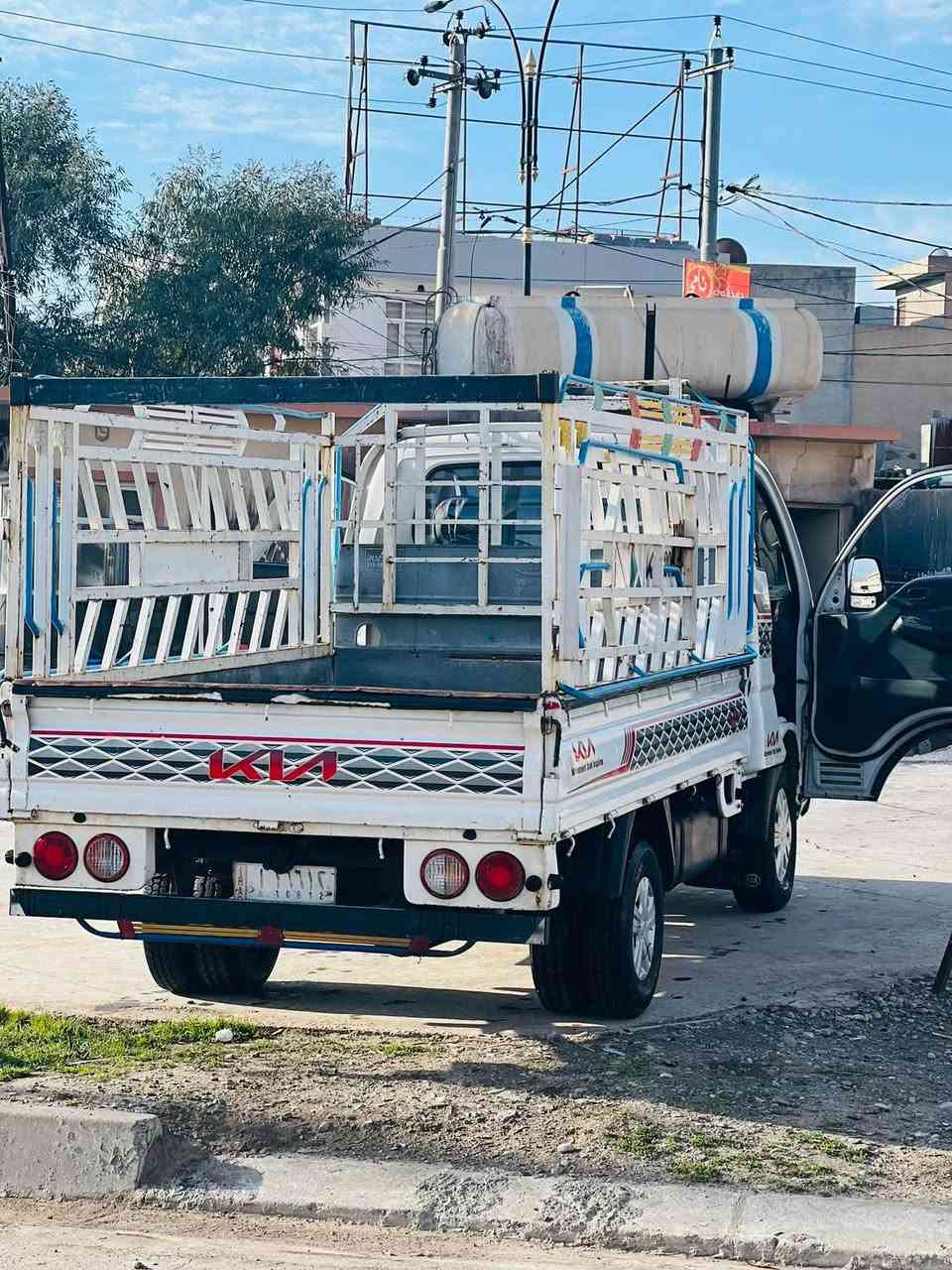 کیا مۆدێل 2015 حه جم 2700 گێر و مەکینە و ئەکسل بەشەر بێ بۆیاخ ڕەقەم بەخداد بەشەرتی پاکانە کێشەی نیە بۆ هەموو شارەکان ‌‌سعر 88   ***********
سفر حه وسه دوو په نجا سه توو حه فتاو يه ك حه فتادوو بيستوو چوار أربيل, العراق
