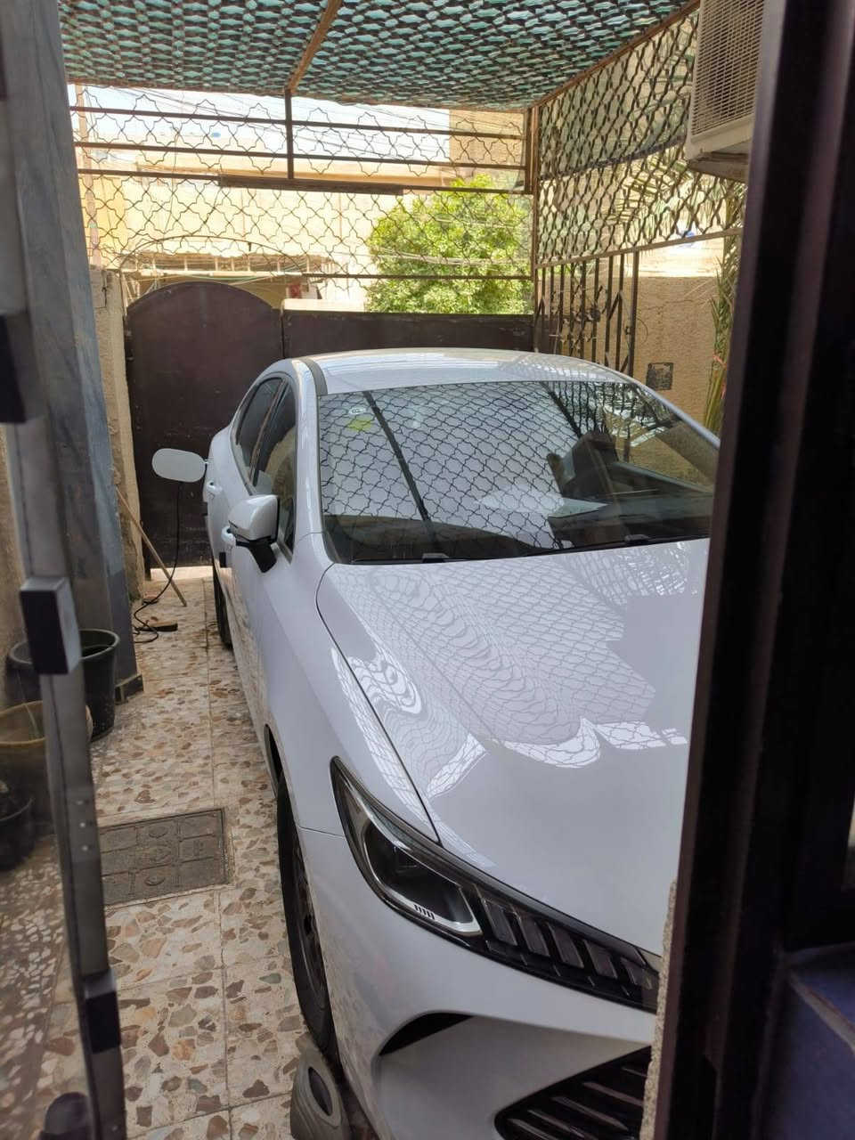 كن بلاص مرقم بغداد بأسمي ماشية 1400الكلي
بنزين 300
كهرباء 1100
موديل 2025
تغليف كشنات ارضيات 
مكفولة 
كفالة عامة 
السعر 18700
للتواصل ***********
