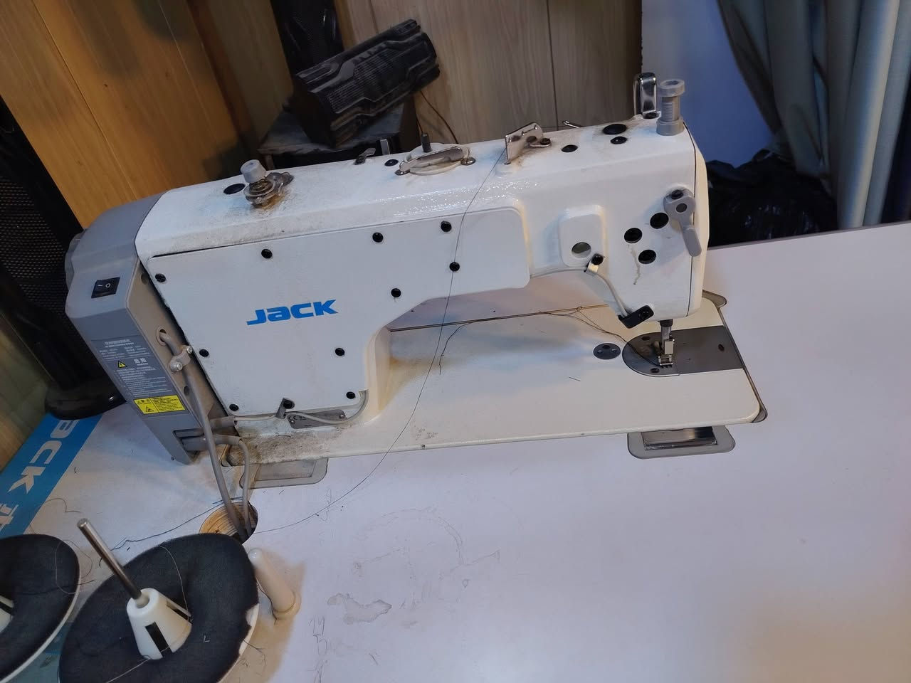 مكينه للبيع استعمال قليل جدا شهر فقط نص فول Jack. F5
للتواصل خاص!!!!!


**إذا كنت صاحب هذا الإعلان وتريد حذفه لأي سبب، رجاءا أرسل رسالة إلى الدعم الفني**