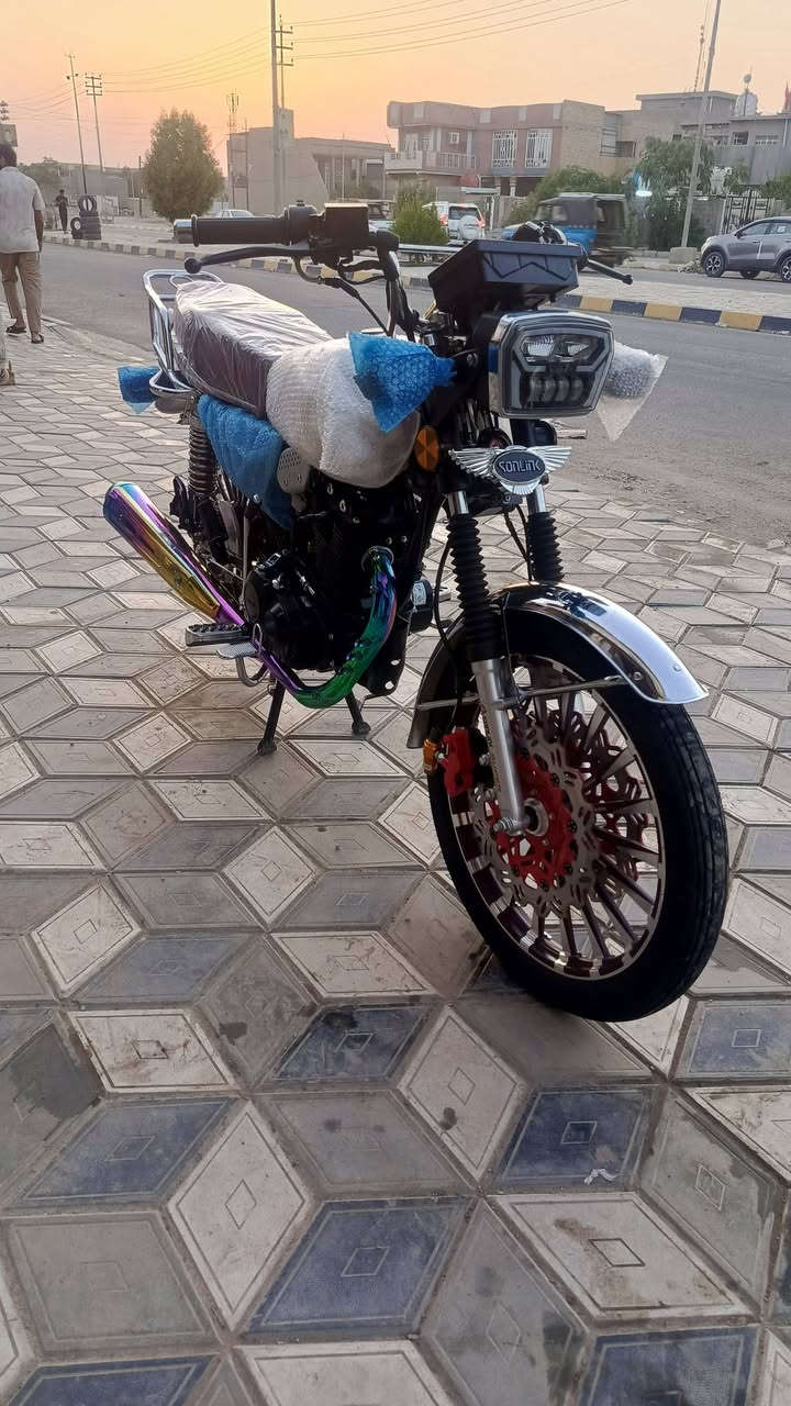 يا الله /// الأخوين للدراجات 🛵
☎️الأستفسار/// ***********
السيفاان ال2025 سولنك الأصلي باب 1 ووكالة
مكينة حجم #250ccc  ضاااغطة وزنجيل CBF 
استخدام شي قليل اخت زيروو كفاالة 
لوون مميز ماروني 🟥 دولاااار 
‼️‼️مكان ///الصويرة شارع السبيس تقاطع حي الزهور
