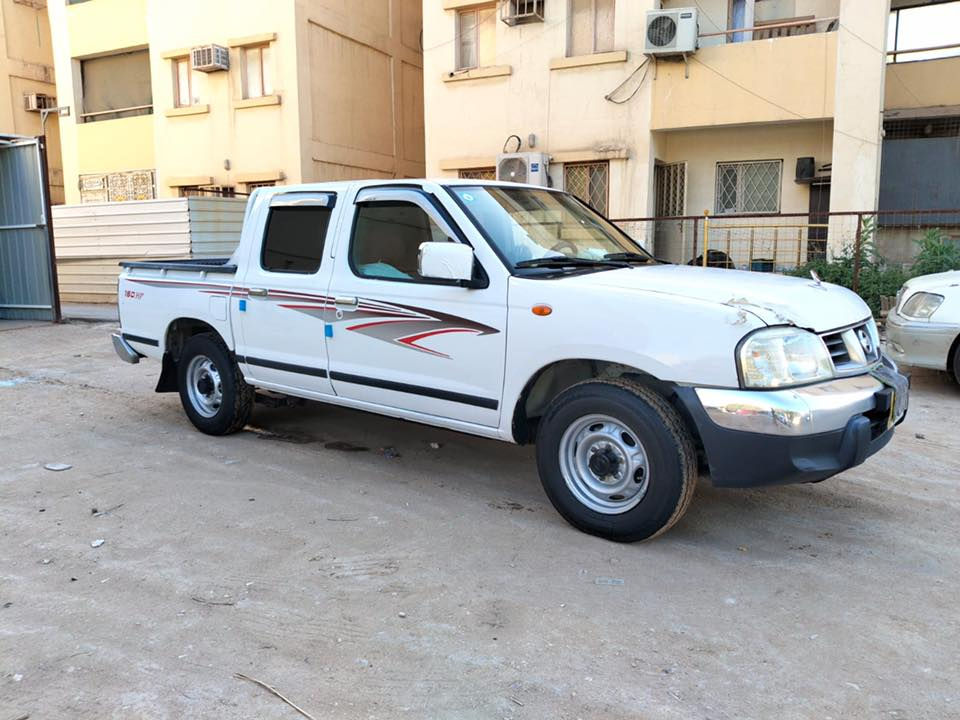 السلام عليكم ورحمه الله نيسان 2015سعودي رقم مثنى سنويه لل 27
سياره جديد بيها چاملغ مبدل وبنيد مصبوغ للعلم الجاملغ مامعبر سياره تخم تاير جديد باتري جديد فيت بم جديد نوزل وبلك جديد حداديه مكينه تبريد كهربائيات مابيها اي نقص سياره ستخدام شخصي 
مكان السيارة ناصرية مركز 
بالواقع أحله من الصور 
السعر 145وبيها مجال قليل 
***********
