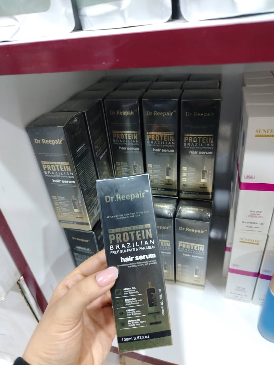 ✨ سيرومات العناية بالشعر ✨
إذا تعانين من جفاف الشعر، التقصف أو الهيشان… الحل صار بيدج!
سعر قطعه 5  الاف 
🔸 يمنح الشعر نعومة ولمعان فوري
🔸 يقلل التقصف والتكسر
🔸 يحمي الشعر من حرارة السشوار والكاوية
🔸 مناسب لجميع أنواع الشعر
خلي شعرج ناعم، صحي ولامع مثل الحرير مع سيرومات العناية المميزة 💆‍♀️
📩 للحجز والاستفسار راسلينا خاص
احمد هادي المسرجي


**إذا كنت صاحب هذا الإعلان وتريد حذفه لأي سبب، رجاءا أرسل رسالة إلى الدعم الفني**