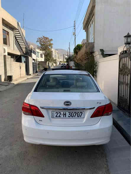 بیوایدی مۆدیل ٢٠١٤ سەیارەکە رەنگی سپی سەیارەکە بێ بۆیاغە تەنها کەمێک تەزرەی هەیە رەقەم و سەنەوی تاکو ٢٠٢٩ نوێیە بەناوی خۆمە فوول مواسەفاتە تەنها گێرعادیە سەیارەکە ١٣٩ کیلۆمەتر رۆیشتوە
رەقەم تەلەفۆن:***********
شوێن:سۆران
نرخ:٦٥ مرغصور
