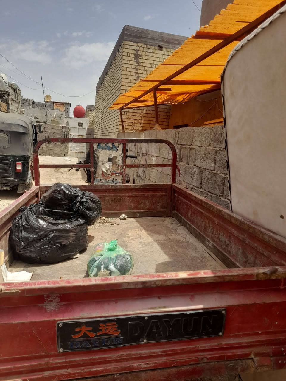 ستوتة موديل ١٦ أوراق أصلية مابيه لحيم السعر ٦٥٠ وبيهة مجال قليل مكاني الشعلة ***********
