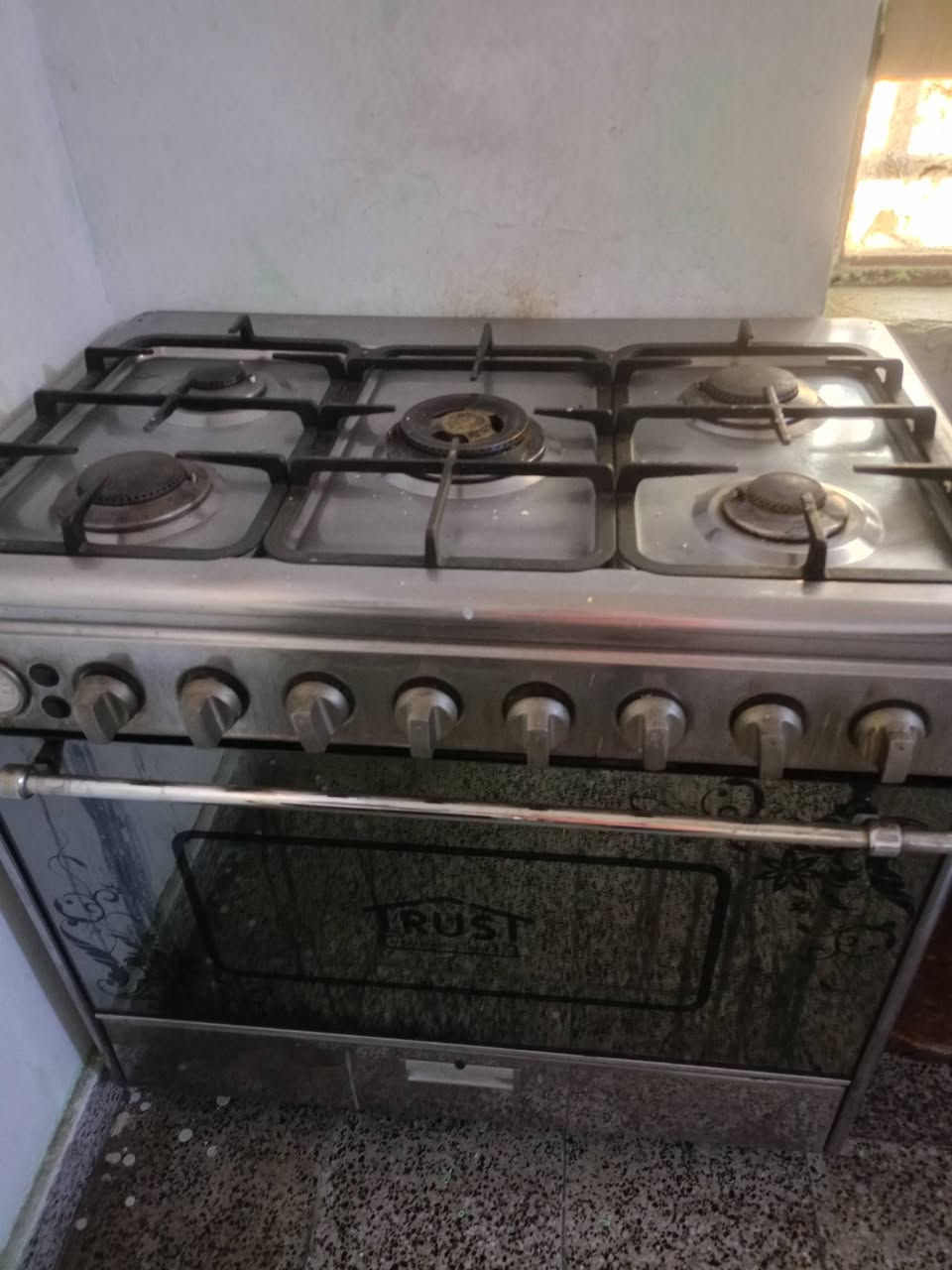بيع مستعجل الطباخين شغالات مابيهن اي ضرر مكاني بغداد


**إذا كنت صاحب هذا الإعلان وتريد حذفه لأي سبب، رجاءا أرسل رسالة إلى الدعم الفني**