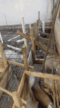 اخوان اني نجار قالب متفرق حاليا اتصال بهذا الرقم مكاني بغداد 077325151...