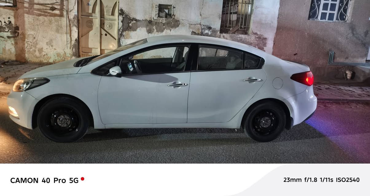 سيراتو 2015 خليجي 
للبيع او مراوس 
السياره نضيفه كلشي ماعيزه  مكفوله من التبديل والصبغ  بيه فقط بارد
محرك  1600 
مري شفط 
تحكمات ستيرن  
مثبت سرعه +سياقه ذاتيه 
شفتات ستيرن 
للاستفسار (***********) 
مكان 📍 نجف الاشرف
