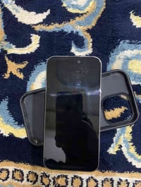 ايفون ١٤برو ماكس ذ٢٥٦ بطاريه ٨٥ كله بلاد الجهاز بس وكع مني نكسر ضهره و...