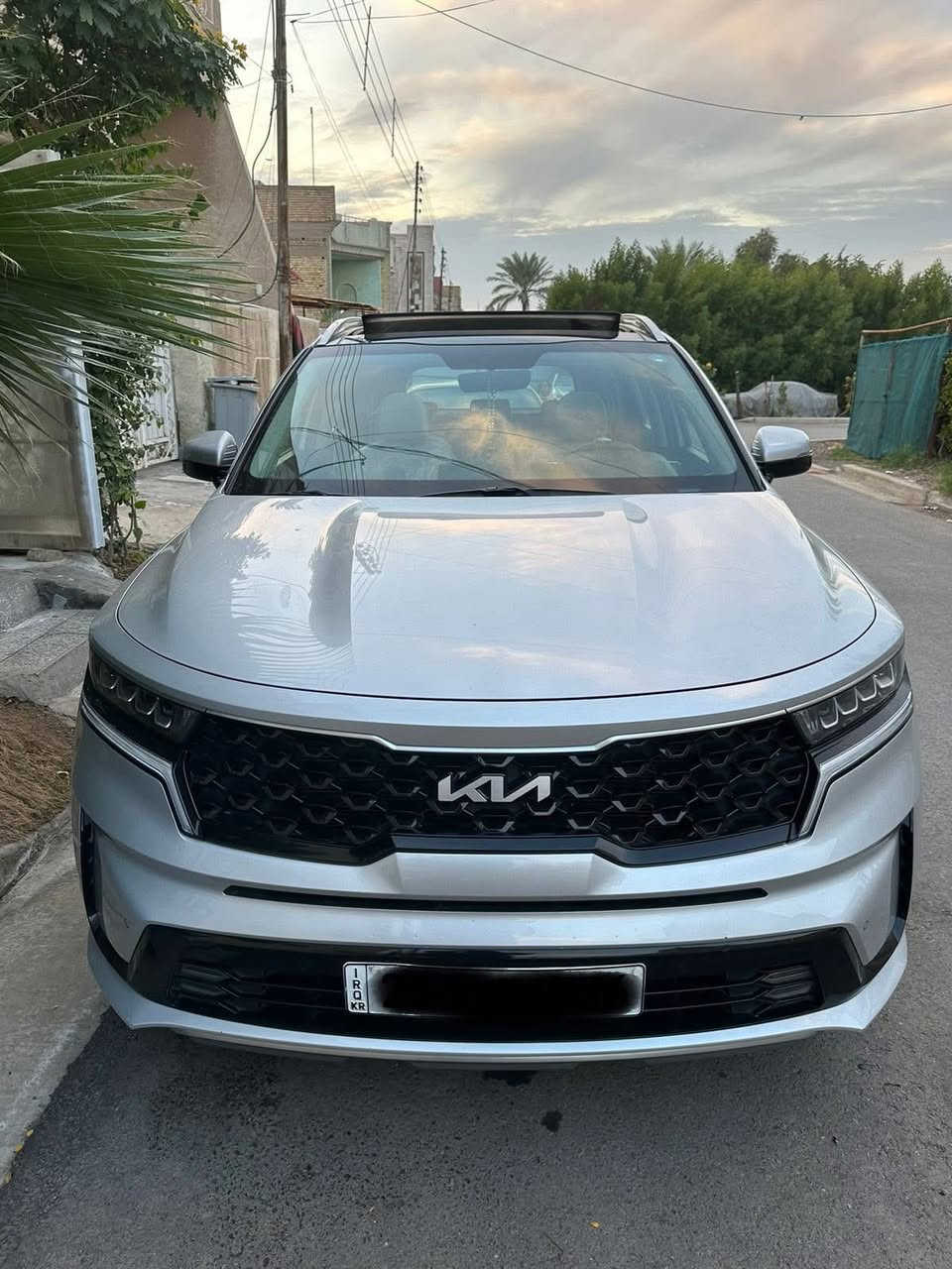 السلام عليكم سورنتو موديل 23 خليجي مكفوله كفاله عامه كفاله حته من الشخط سياره جديده السياره فول مواصفات مكينه 2500 اربعه سلندر ميحتاج اذكر مواصفات معروفه الفول  مكاني بغداد البلديات رقم اربيل شركت تاج البنوك الالق  السعر جداً مناسب ***********
