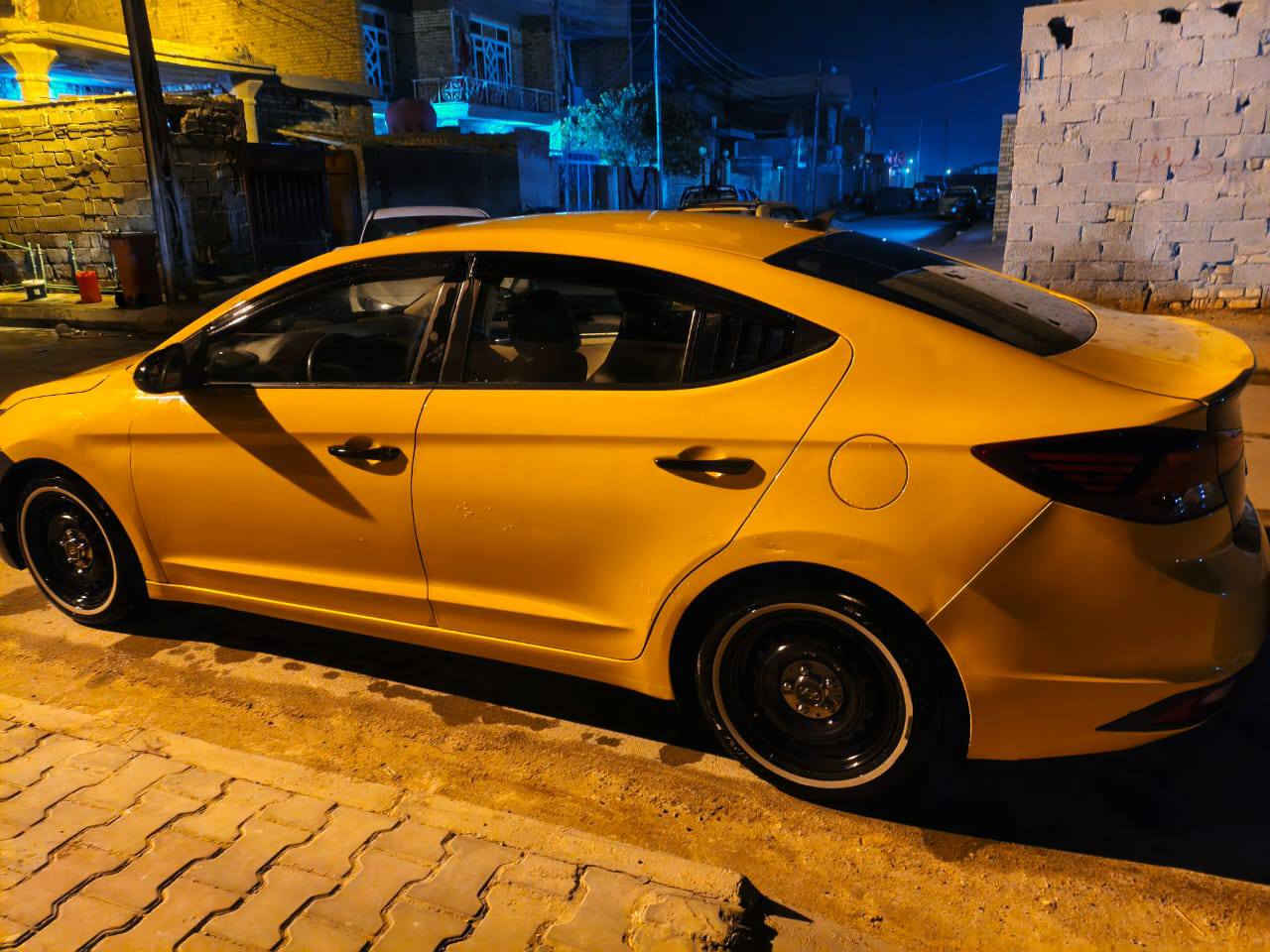 ا
السلام عليكم 
النترا 19 وارد امريكا  
رقم بغداد  اصفر 
محرك 2000 مفتوح سايس 30 لا تنقيص ولا تبخير
كير ايتي 6نمر المرغوب تبريد تدفئه  شغال
حادث بجم بنيد مبدل فقط حادث سطحي ايرباك سليمه
مكفوله من لغد أو شاصي 
بيهة طخه بالجاملغ الخلفي 10سم معجون
سونار مرفق بالمنشور  مربعات صغيره 
ملاحظه غير متواجد بالفيس  
***********
السعر 128 السياره جاهزه ومناقصه شئ
مكان السياره كوت الانوار
