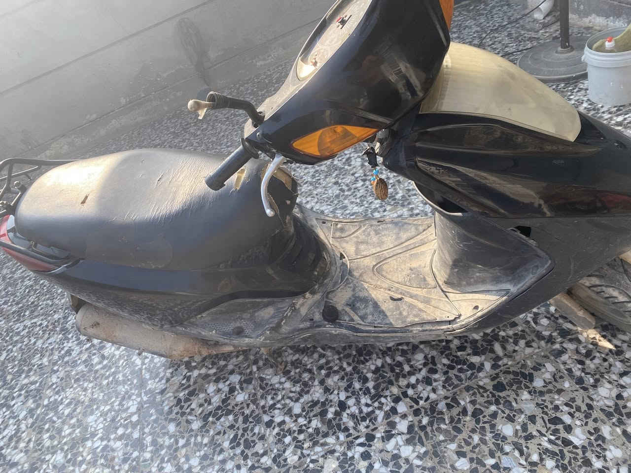 سلام عليكم بريز للبيع كفرات تجاري مامفتوح بيه برغي ولا مجفته 
بيه تبخير دخان بيضه 
عنواني بغداد الشعب حي بساتين 
سعر 400 بيه مجال قليل لشراي فقط 
***********
