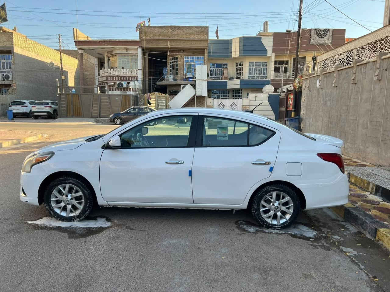 السلام عليكم
نيسان 2018
ابيض اللون بغداد بأسمي 
مكينه كير وتبريد مكفولات
حدادية جيدة 
منظومة بانزين كلها جديدة 
كهربائيات كله شغالة 
ارضية جلد ومدوشمة
تخم تاير جديد 
السعر 80$وبيها مجال كلش قليل حك 
الجية 
غير متواجد ع الفيس مكاني 
بغداد 
رقم الهاتف***********
