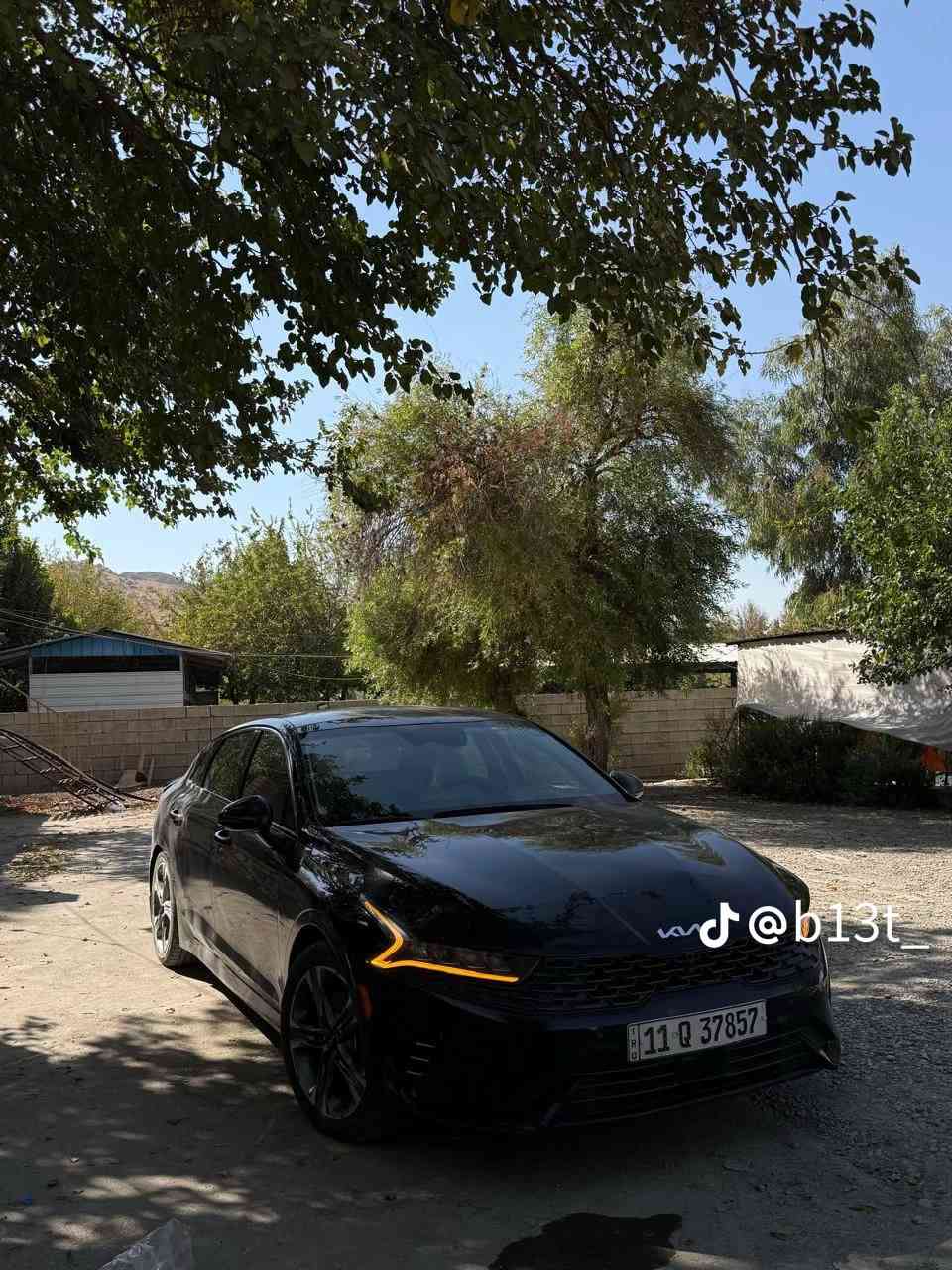 سلام عليكم سياره كي 5 البيع وارد امريكي  وسعر خاص *********** واتساب او مازنجر ملاحظه سياره فول موصفات  تحياتي لكم
