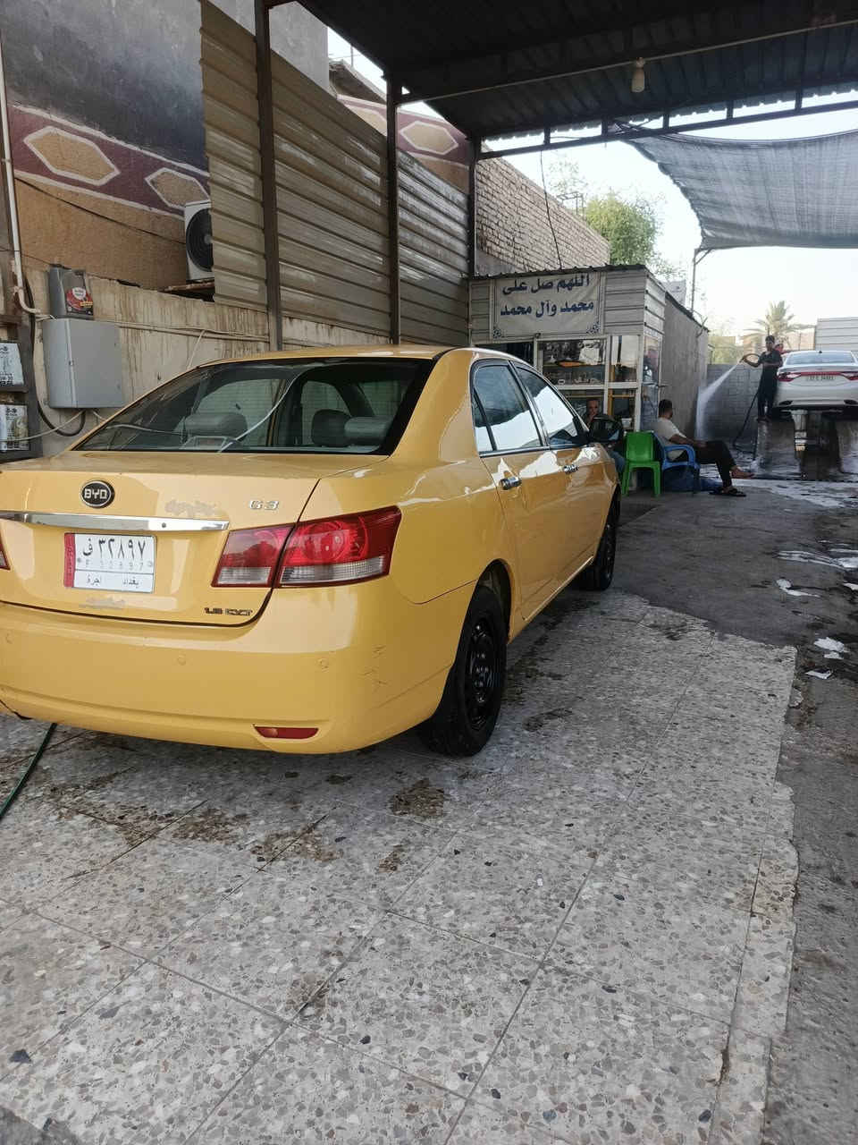 السلام عليكم بيوايدي g3 مديل ١٤ سياره كهربائية كلها شغال مكينه وكير وحداديه خير من الله كله جديد رقم بغداد سنويه ماسقطه فتحه شغاله مكينه وكير هونده بيها ضربه بجاملغ فقط عنوان بابل سعرها 40وبيها مجال رقم ***********
