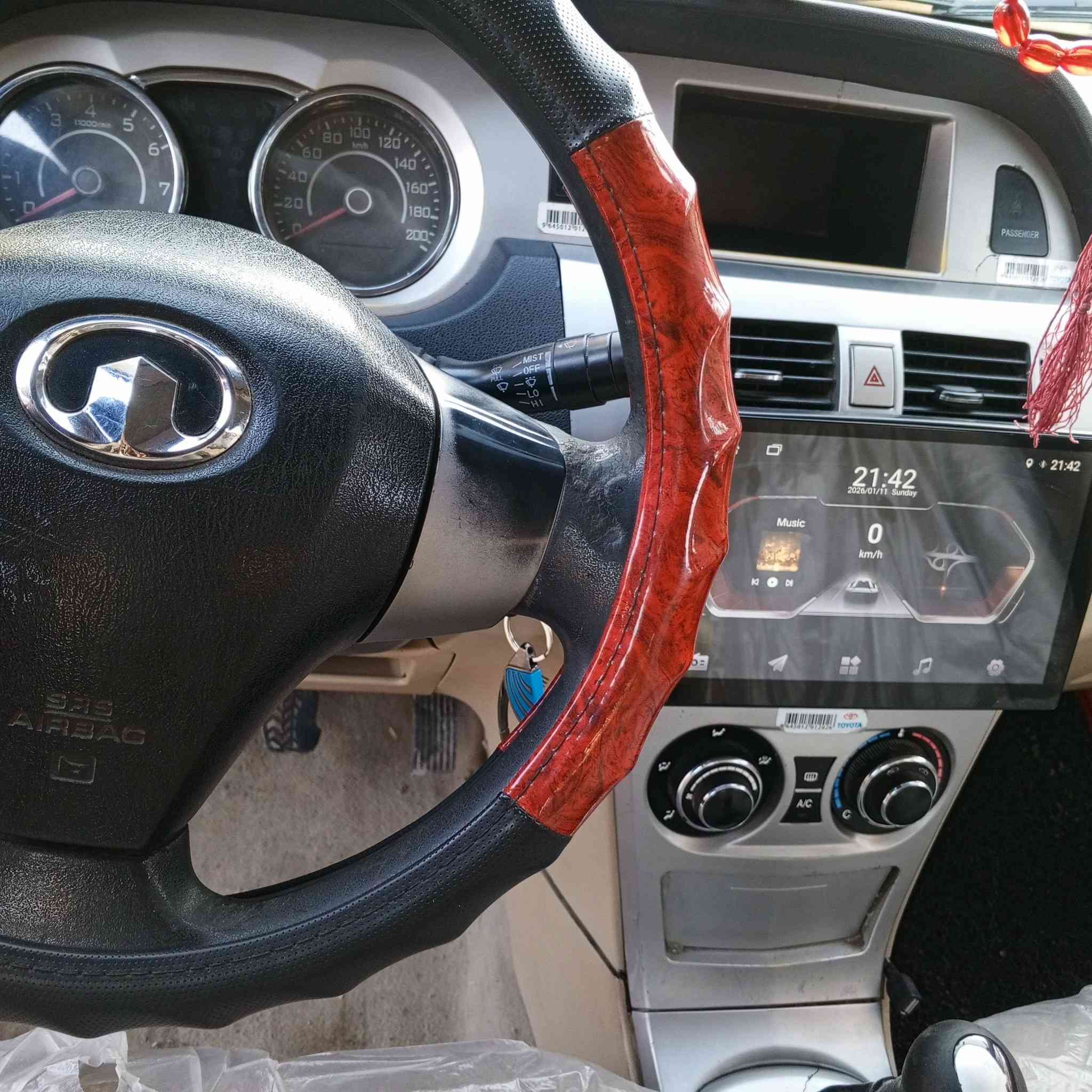 ياالله للبيع كريت ويل فولكس موديل12سياره جديده وضع شريكه ماصاعد بيها صبغ عام جماليه مكفوله من كافت انواحي كير ومحرك كارتون تبريد فول شاشه كامره دواره رقم واسط دولي اتريد تحويل اتريد وكاله حاضر اسعر45اوبيه مجال ***********اثير***********
